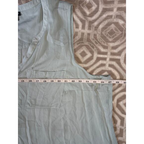 Torrid Women’s Plus Size 4 Sleeveless Blouse Top Pale Green  Soft Lightweight‎ - Picture 3 of 8
